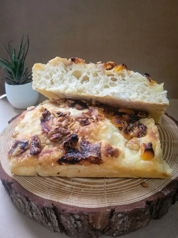 Foccacia – Gorgonzola & Damasco