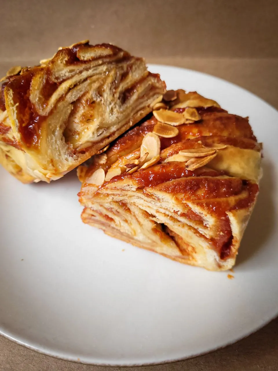 Babka Goiabada, raspas de laranja & amêndoas - Imagem 2